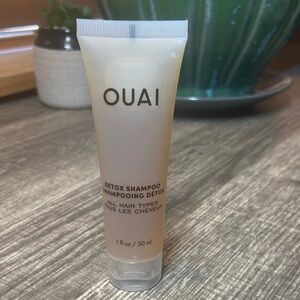 🫟5 for $25🫟 OUAI Travel Size Detox Shampoo